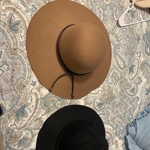Influencer hats-Black and brown